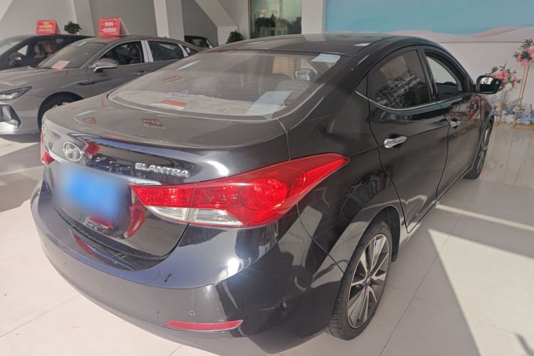 Used Hyundai Elantra (5th Generation / Langdong) 2015 1.6L Automatic Leading Model