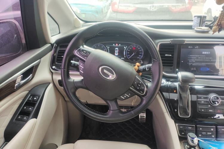 Used GAC Trumpchi M8 2018 320T Luxury Edition Steering Wheel