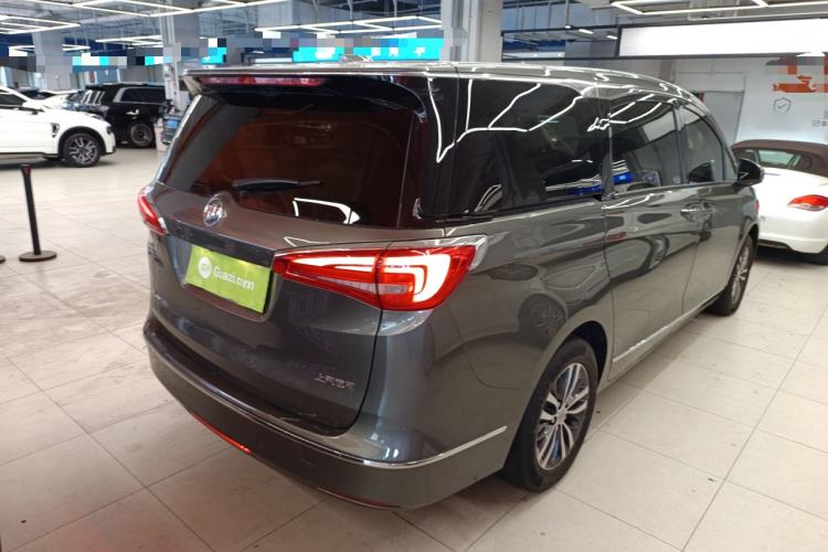 Used Buick GL8 2017 ES 28T Flagship Model China V Standard
