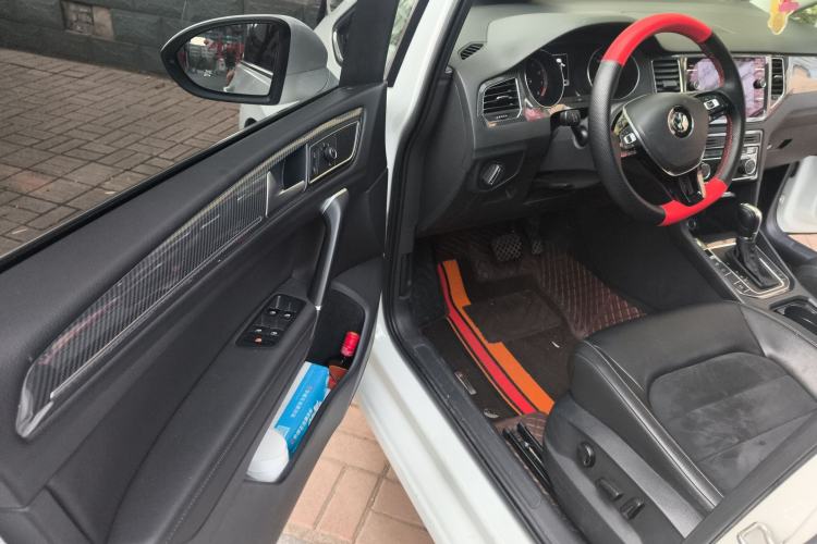 Used Volkswagen Golf Sportsvan 2018 230TSI Automatic Luxury Model