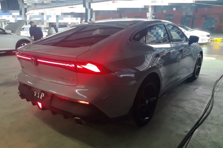 Used Changan UNI-V 2022 1.5T Prestige Version