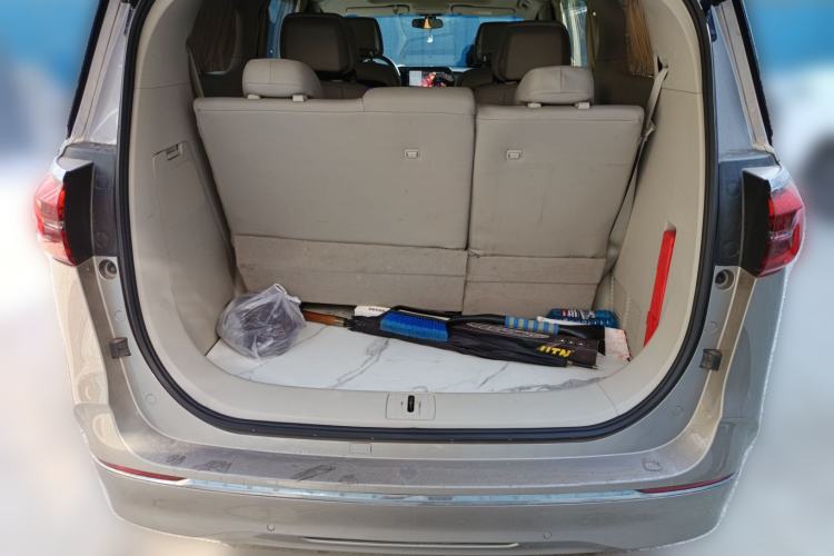 Used Buick GL8 2023 ES Lu Zun Comfort Model