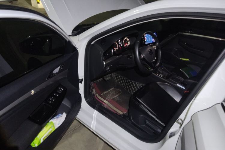 Used Volkswagen Bora  Driver Seat