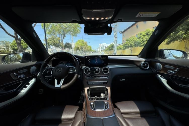 Used Mercedes-Benz GLC 2020 GLC 300 L 4MATIC Luxury Model
