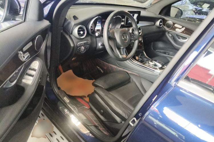 Used Mercedes-Benz GLC 2017 GLC 260 4MATIC Luxury Model Driver Seat