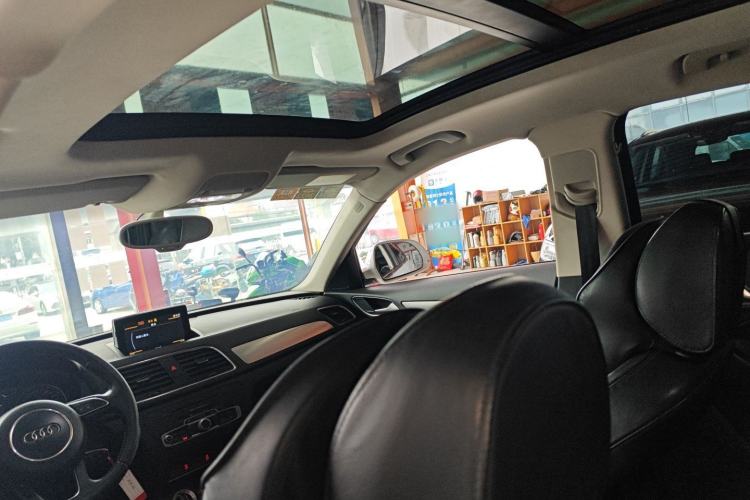 Used Audi Q3 2015 30 TFSI Comfort Model