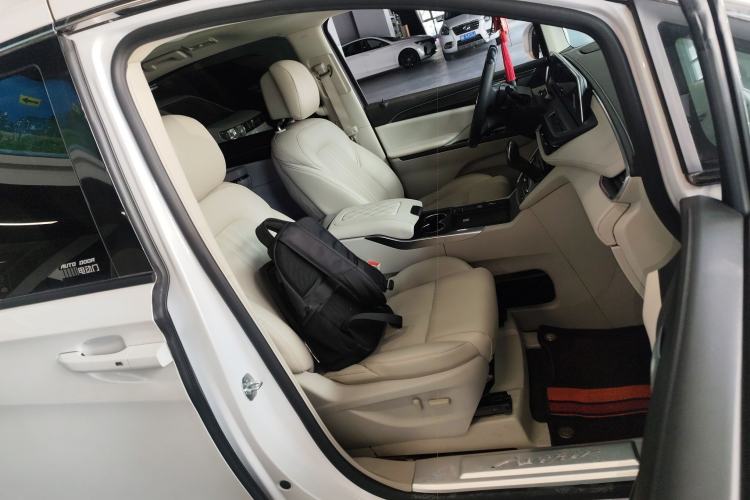 Used Buick GL8 2021 ES Landtrek 653T Comfort Edition
