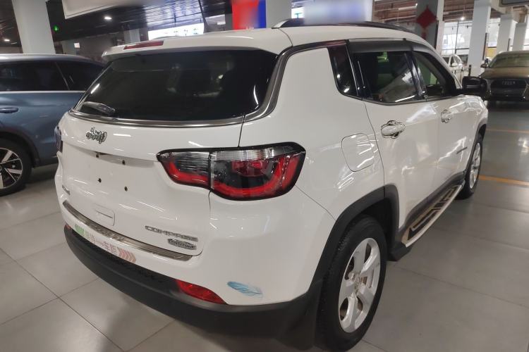 Used Jeep Compass 2017 200T Automatic Family Edition
