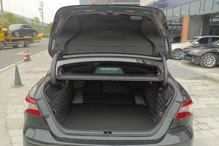 Used Toyota Camry 2021 2.5G Luxury Edition Trunk