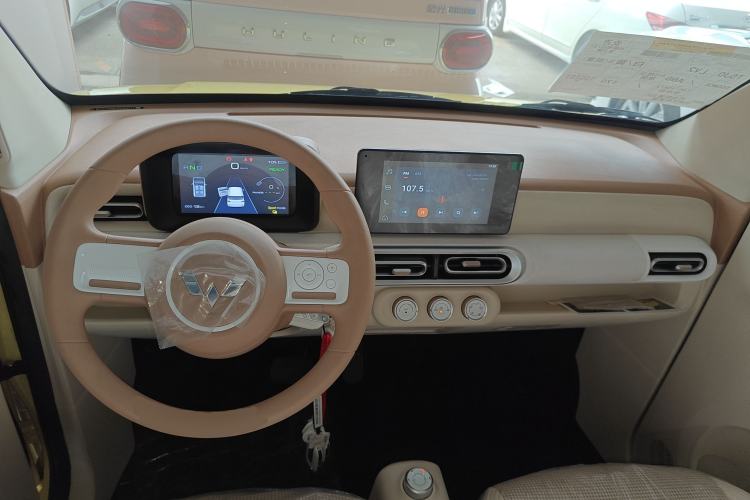 Used Wuling Hongguang MINIEV 2024 3rd Generation 170 km
