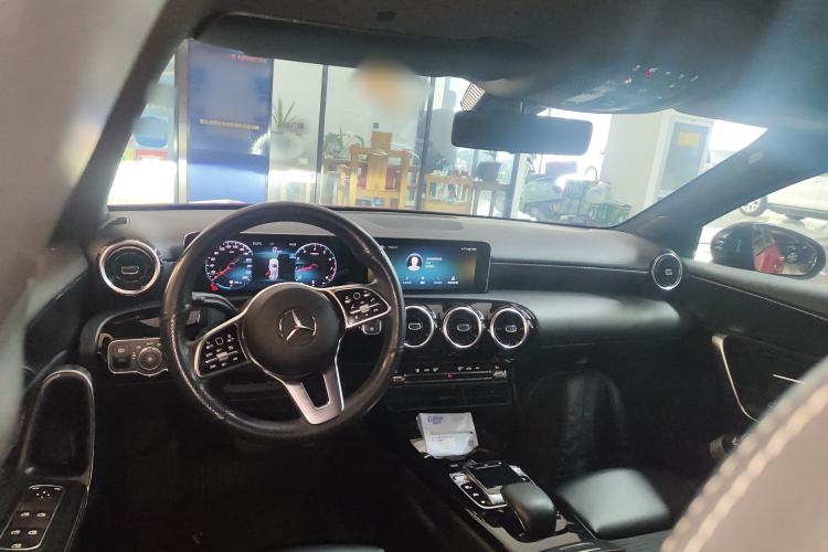 Used Mercedes-Benz A-Class 2019 A 200 Dynamic Edition Interior 2