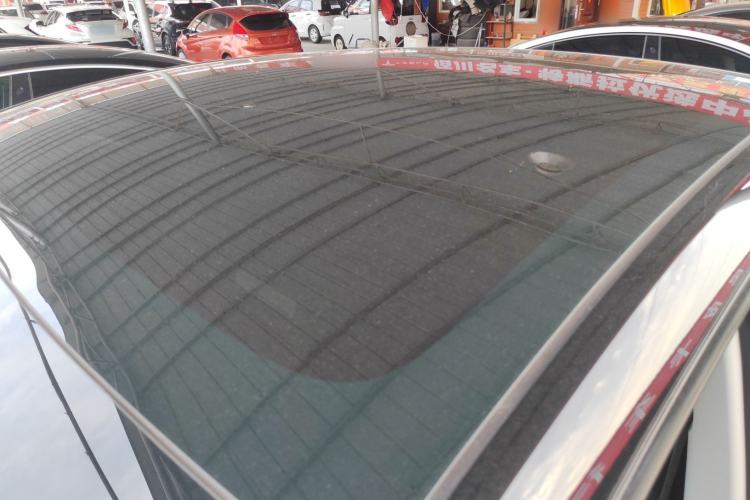 Used Tesla Model Y 2021 Standard Range Rear-Wheel Drive Version Roof