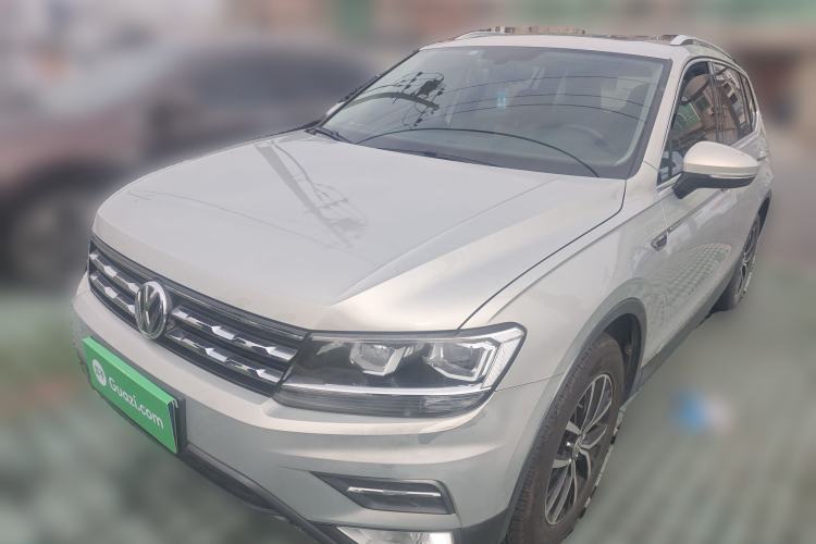 Used Volkswagen Tiguan L 2017 330TSI Automatic Two-Wheel Drive Luxury Edition