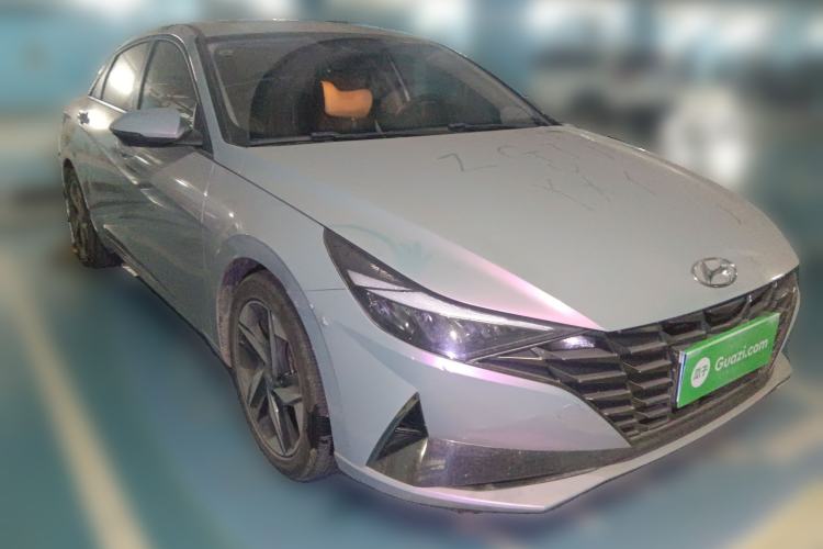 Used Hyundai Elantra 2022 1.5L CVT LUX Prestige Edition
