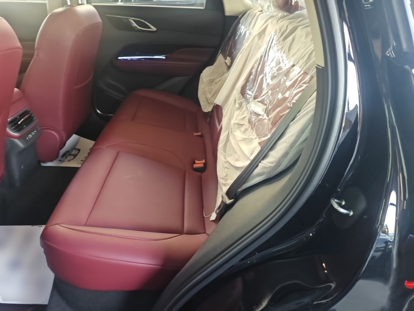 Hongqi HS3 PHEV 2025 Model 117km Jingwei Edition — снимка 20