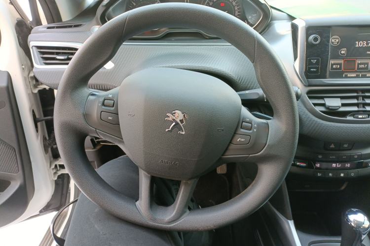 Used Peugeot 2008 2014 1.6L Automatic Fashion Edition