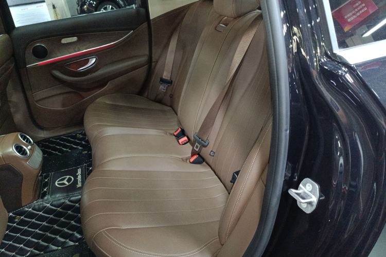 Used Mercedes-Benz E-Class 2020 Facelift E 260 L
