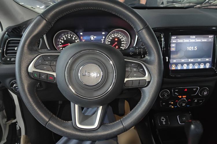 Used Jeep Compass 2019 220T Automatic Family Edition