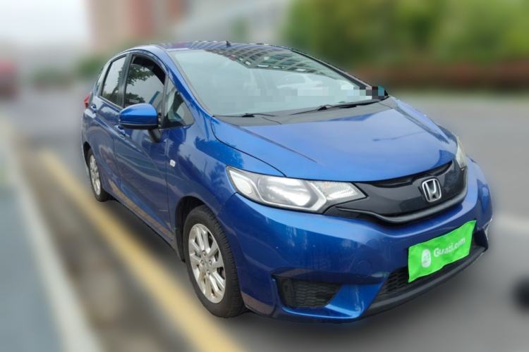 Used Honda Fit 2014 1.5L LX CVT Comfort Model Front Right 45 Deg