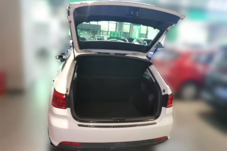 Used Volkswagen Gran Lavida 2014 1.6L Automatic Sport Edition