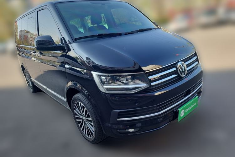 Used Volkswagen Multivan 2019 2.0 TSI 4x4 Prestige Edition 7-Seater Front Right 45 Deg