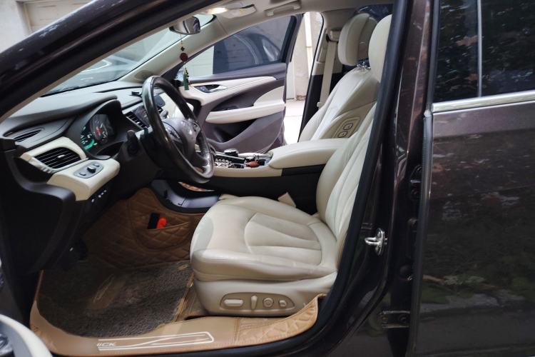 Used Buick LaCrosse 2016 30H Luxury Version