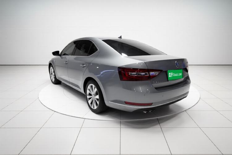 Used Skoda Superb 2016 TSI330 DSG Innovation Edition Exterior 3