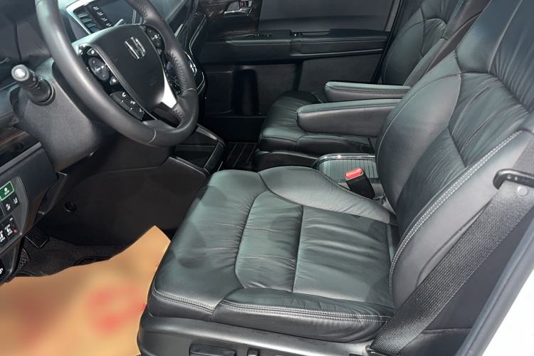Used Honda Odyssey 2021 2.0L Rui·Luxury Edition Interior 4