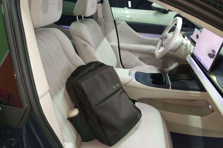 Used Buick L7 2025 Model Aivia Right Front Seat