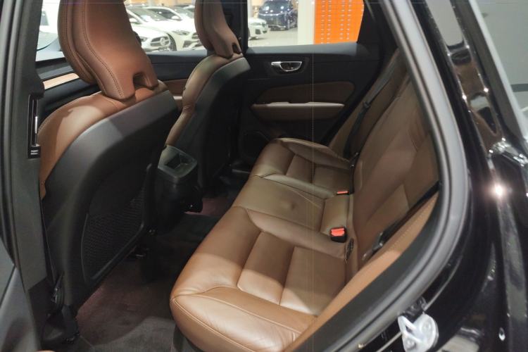 Used Volvo XC60 2024 B5 4x4 Smart Luxury Edition Left Rear Seat