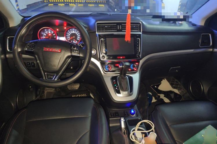 Used Haval H6 2015 Sport Edition 1.5T Automatic Two-Wheel Drive Luxury Model
