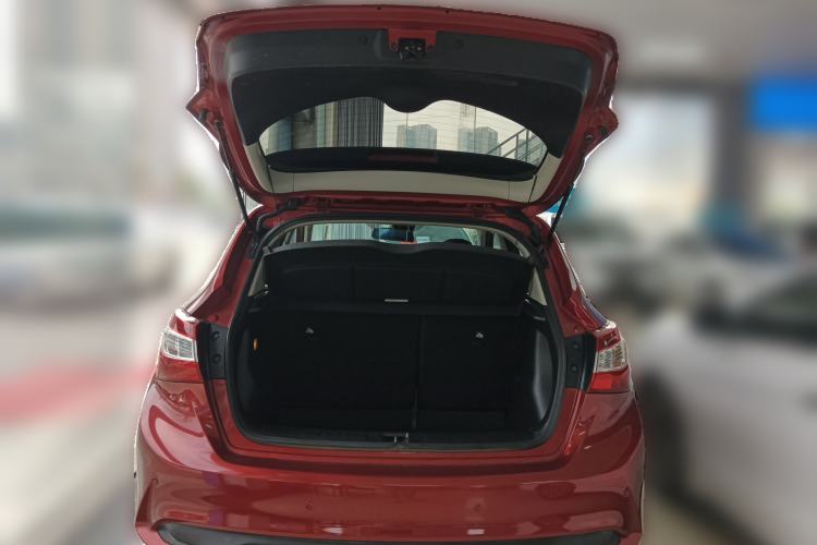 Used Nissan Tiida 2019 1.6L CVT Smart Drive Version China VI Standard
