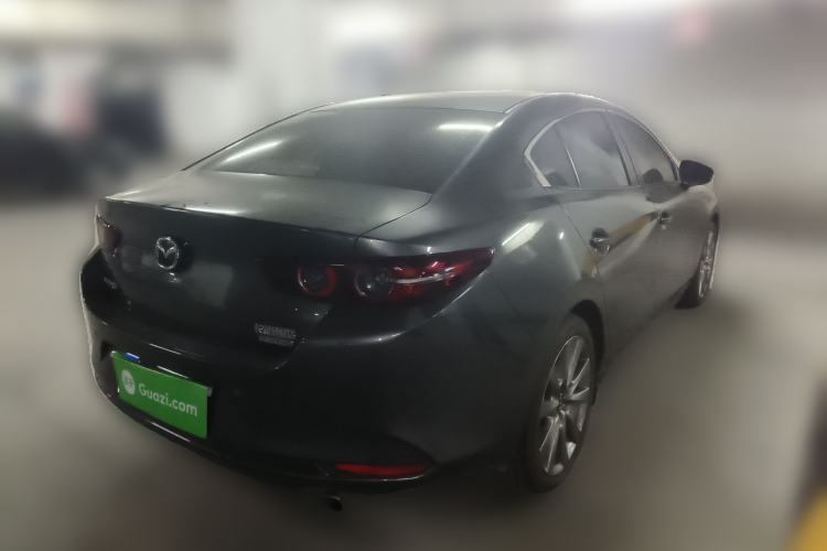 Used Mazda 3 Axela 2021 2.0L Automatic ZhiXuan Edition
