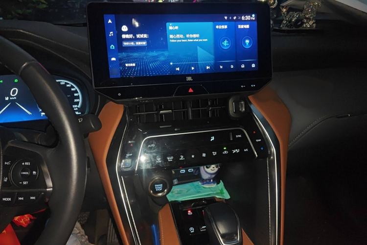 Used Toyota Venza 2023 2.0L CVT Two-Wheel Drive Prestige Version
