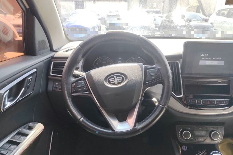 Used FAW Senya R7 2016 1.6L Manual Smart Version
