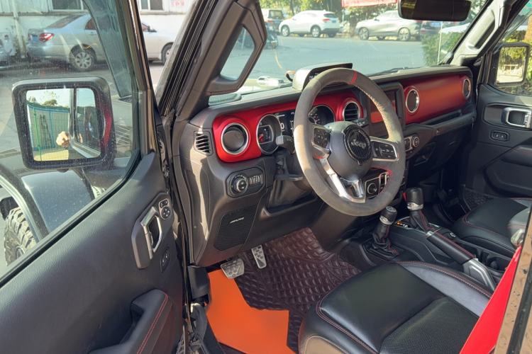 Used Jeep Wrangler 