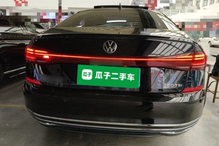 Used Volkswagen Passat 2023 330TSI Starry Elite Edition
