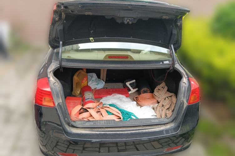 Used Buick Excelle 2011 1.6 LX-MT Trunk