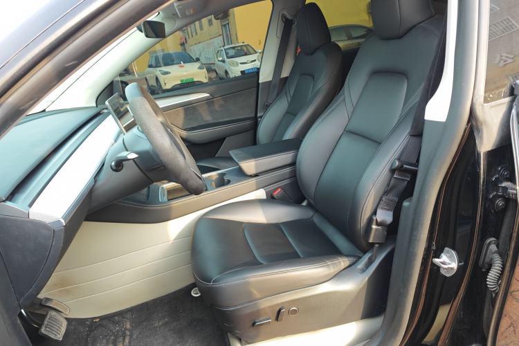 Used Tesla Model Y 2023 Rear-Wheel-Drive Version