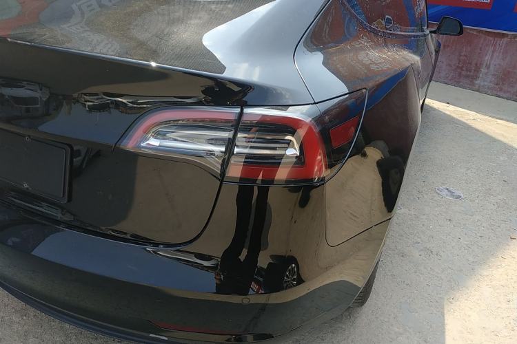 Used Tesla Model 3 2021 Standard Range Rear-Wheel Drive Upgraded Version 3D6 Right Rear Taillight