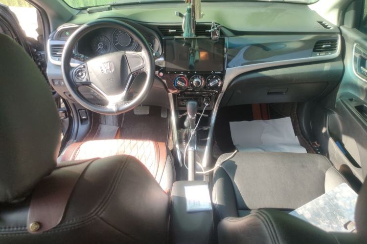 Used Honda Crider 2013 1.8L automatic luxury edition