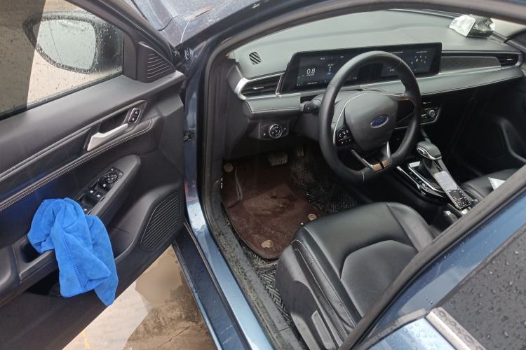 Used Ford Escort 2021 1.5L Automatic Diamond Edition
