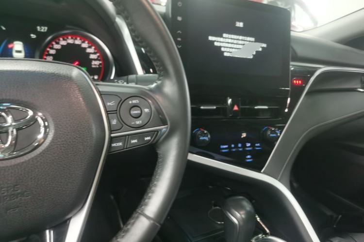 Used Toyota Camry 2022 2.0S Knight Edition
