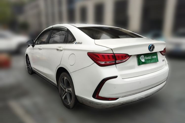 Used BAIC Beijing EU5 2018 R500 Smart Wind Edition