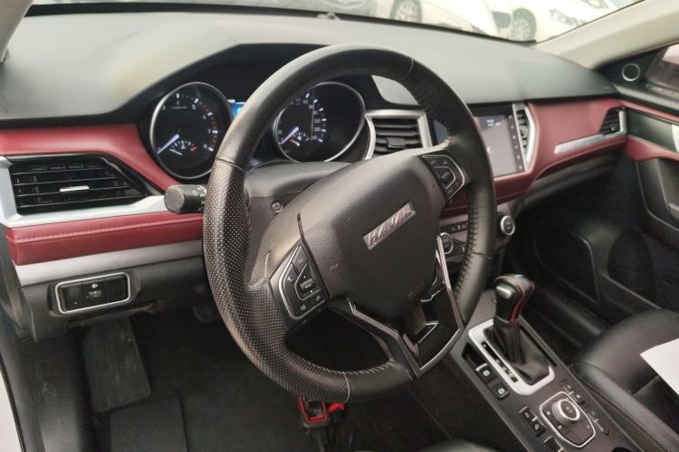 Used Haval H6 Coupe 2019 1.5T Automatic Two-Wheel Drive Ultra-Luxury Smart Connectivity Version China V Emission Standard