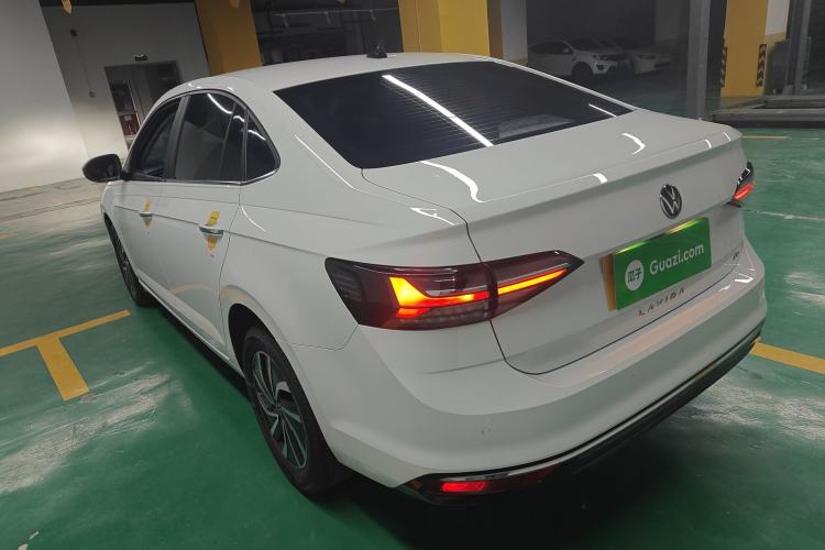 Used Volkswagen Lavida 2023 New Sharp 1.5L Automatic New Wish Edition Exterior 2