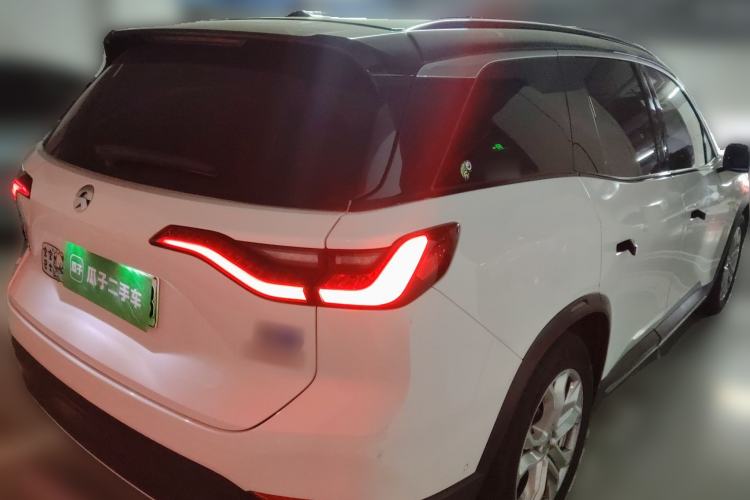 Used Nio ES8 2018 355 km Base Version 7-Seater Edition Rear Right 45 Deg