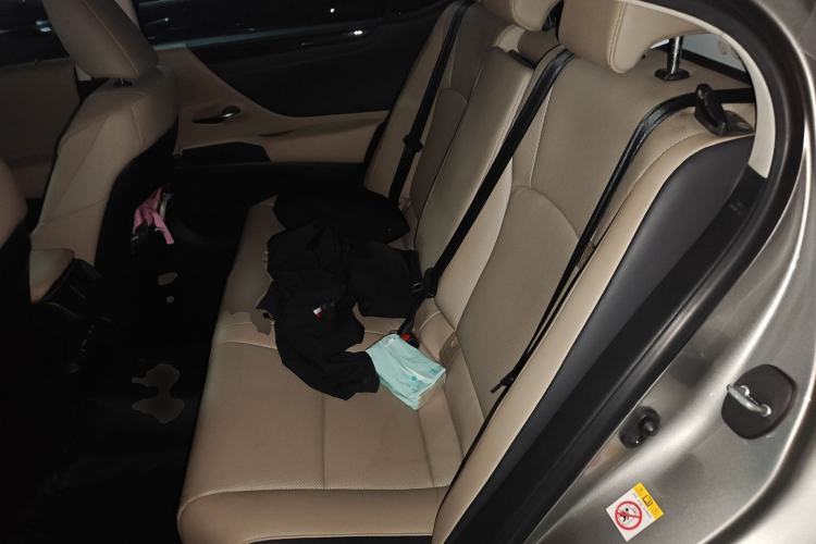 Used Lexus ES 2018 200 Luxury Edition China V Standard
