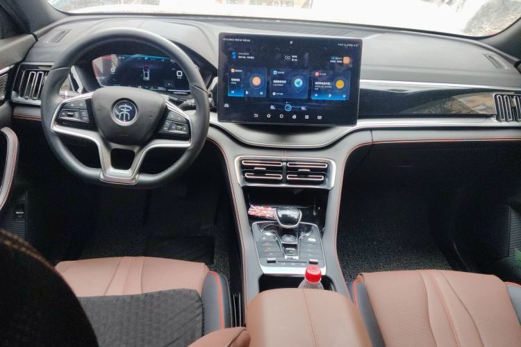 Used BYD Song PLUS New Energy 2021 DM-i 100KM Four-Wheel Drive Flagship PLUS Center Console