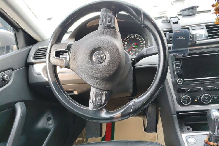 Used Volkswagen Passat 2014 1.8TSI DSG Prestige Edition
